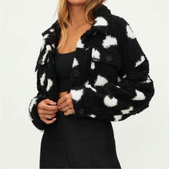Beach Riot Devin Sherpa heart fuzzy crop jacket - Picture 2 of 16